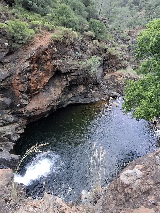 Toparlar Waterfall: Cliff Jump & Hike tips